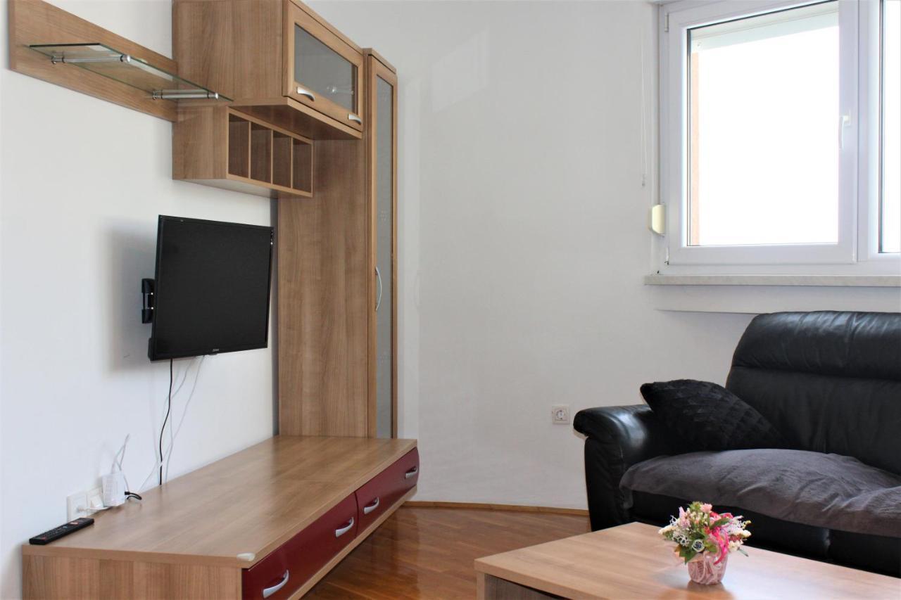 Tomislav Appartement Makarska Buitenkant foto